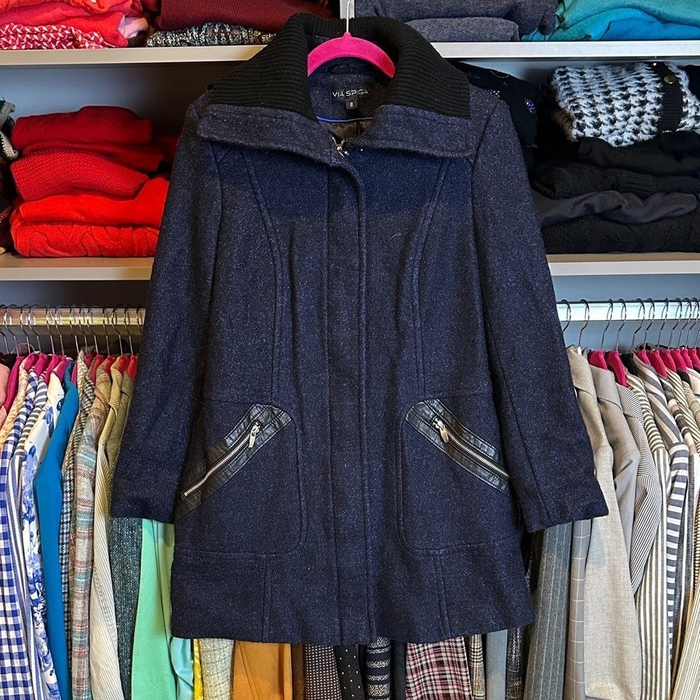 Via Spiga navy/black 2 zippered pocket front snap/zipper closure coat size 8